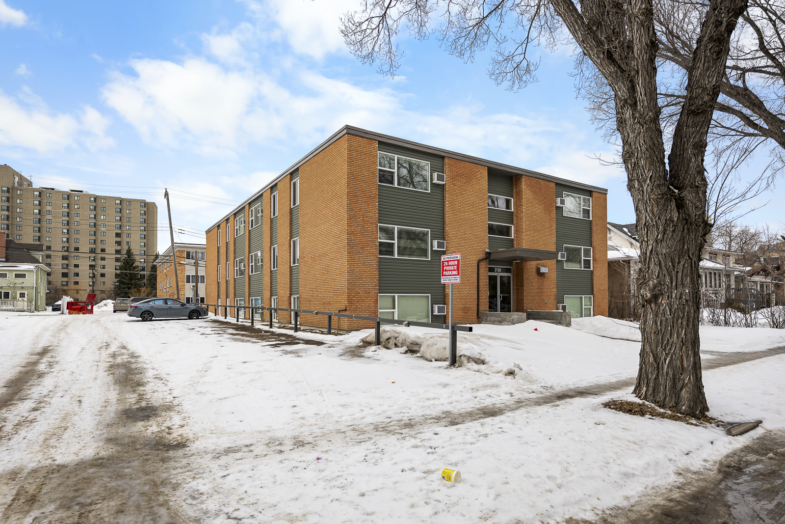 2120 LORNE