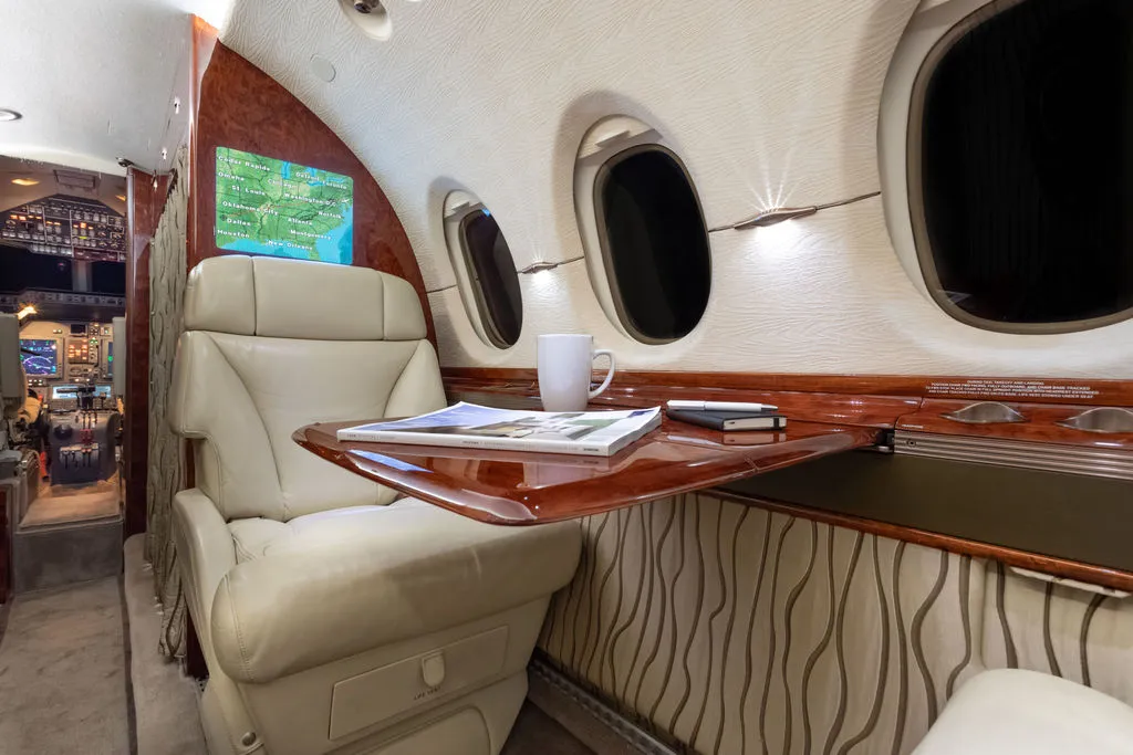 2006 Hawker 850XP S/N 258782 N830 - Interior Seat
