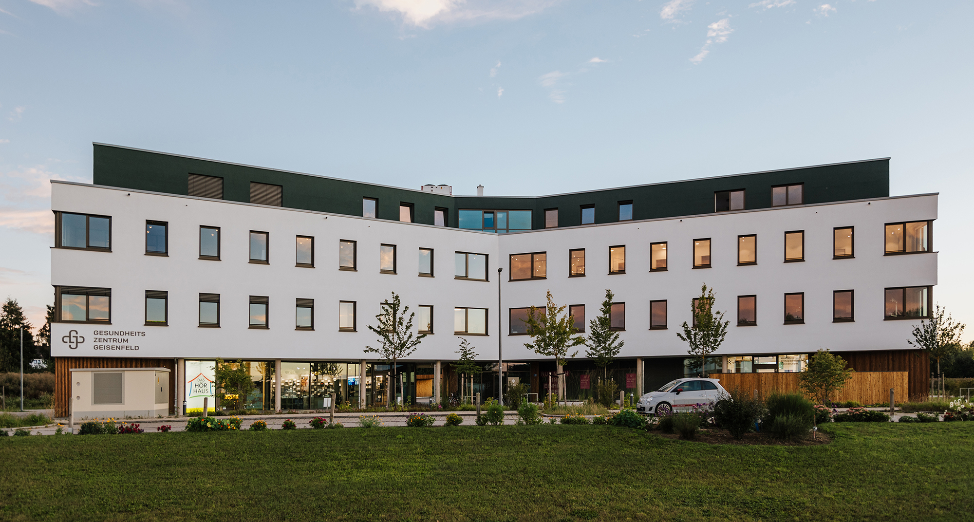 Architekturfotograf Ingolstadt: Gebäude im Sonnenuntergang
