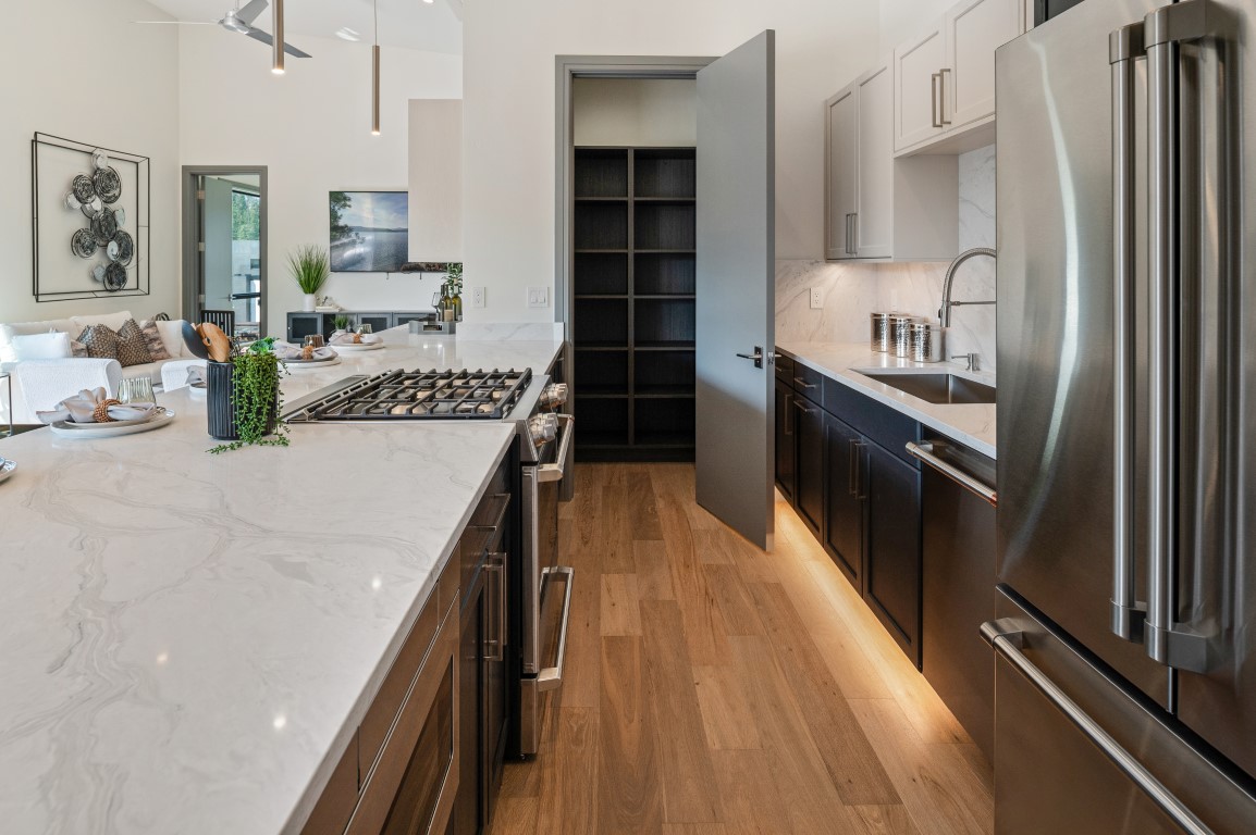 Tri-home — residential construction by StanCraft Construction Group, photo 8