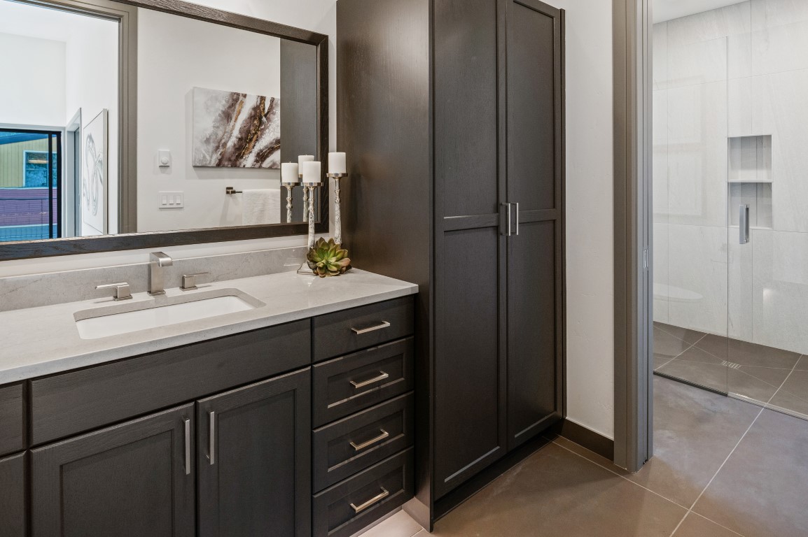 Tri-home — residential construction by StanCraft Construction Group, photo 13