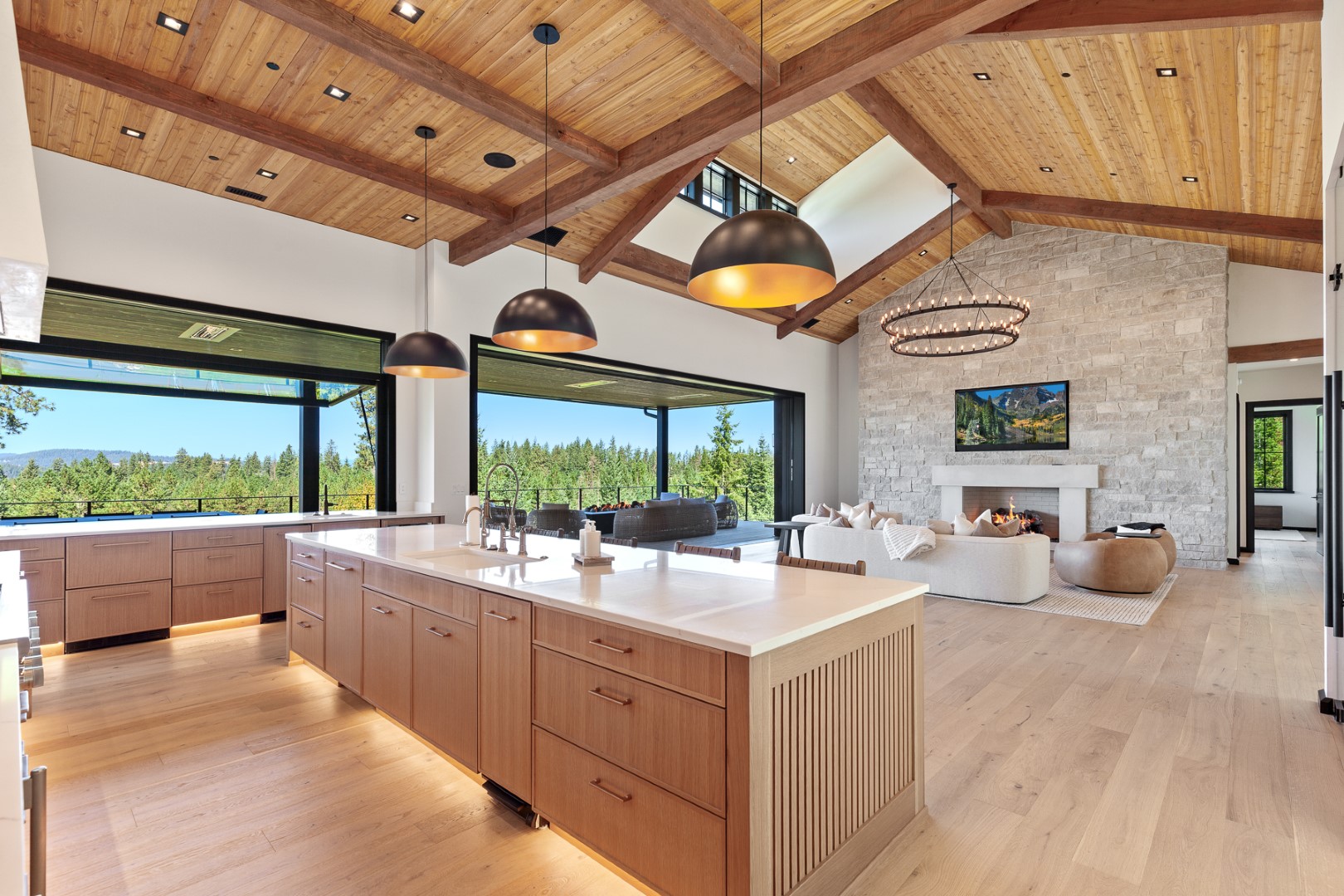 Sunflower Rd in North Idaho — residential construction by StanCraft Construction Group, photo 9