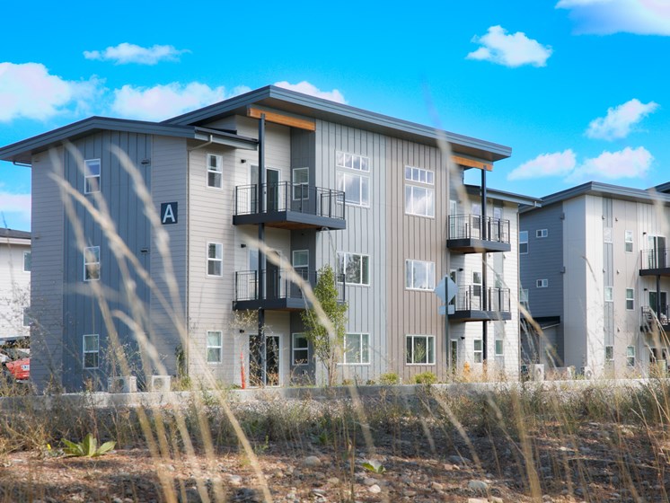 River Landing at Mirabeau in Spokane Valley, Washington — multi-family construction by StanCraft Construction Group, photo 15