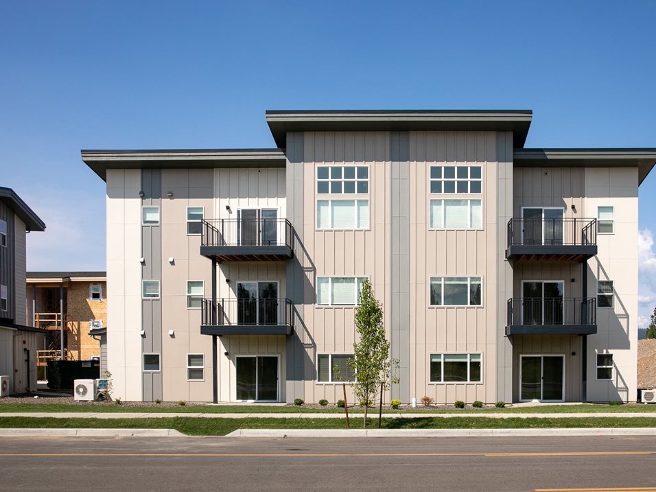 River Landing at Mirabeau in Spokane Valley, Washington — multi-family construction by StanCraft Construction Group, photo 16