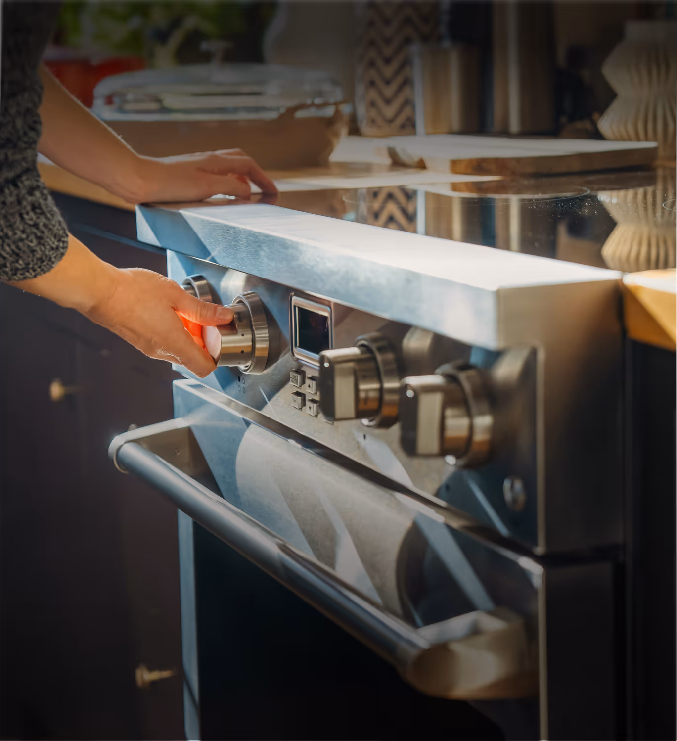 A beautiful stainless steel 120V-compatible induction stove