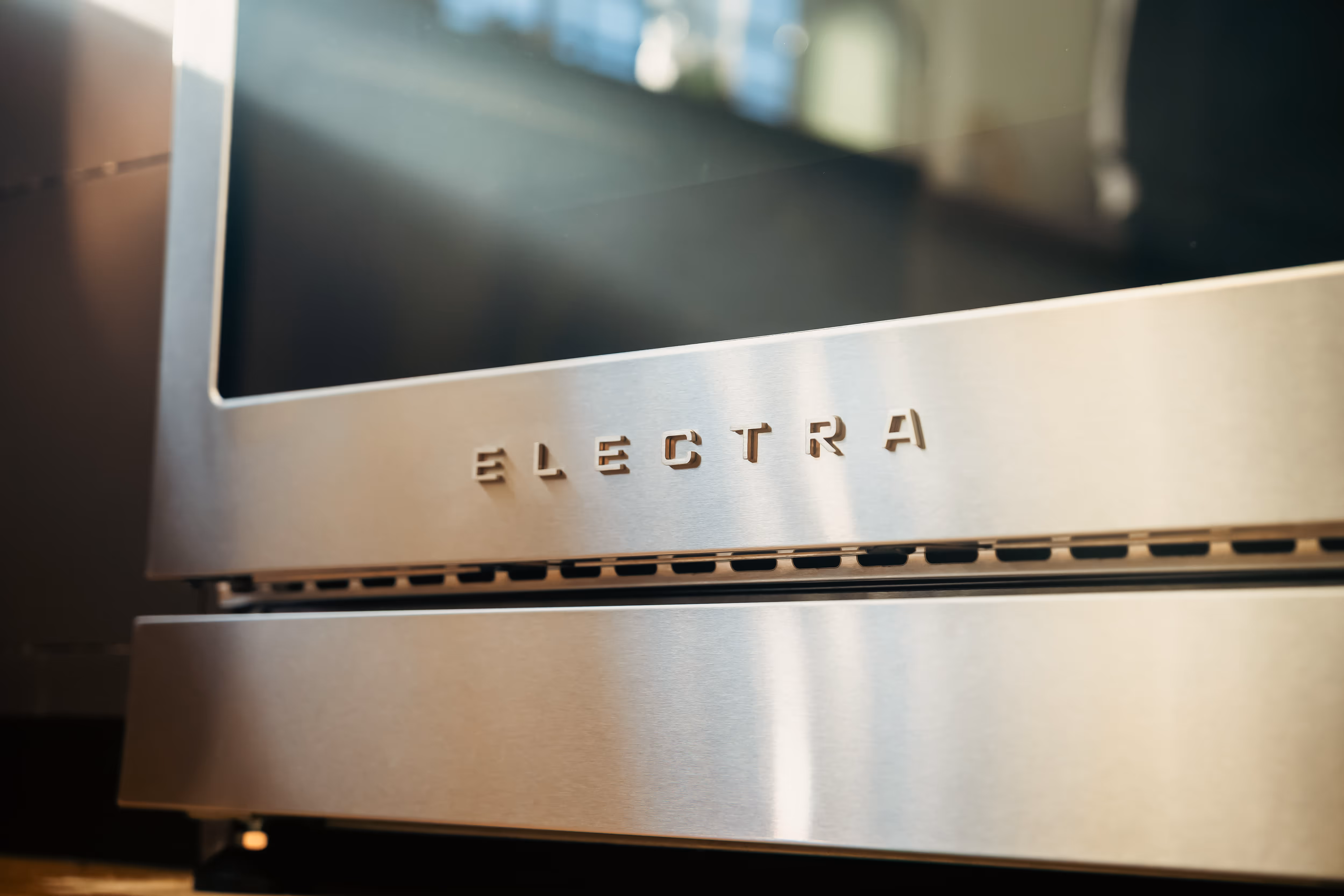 Electra logo on the oven door