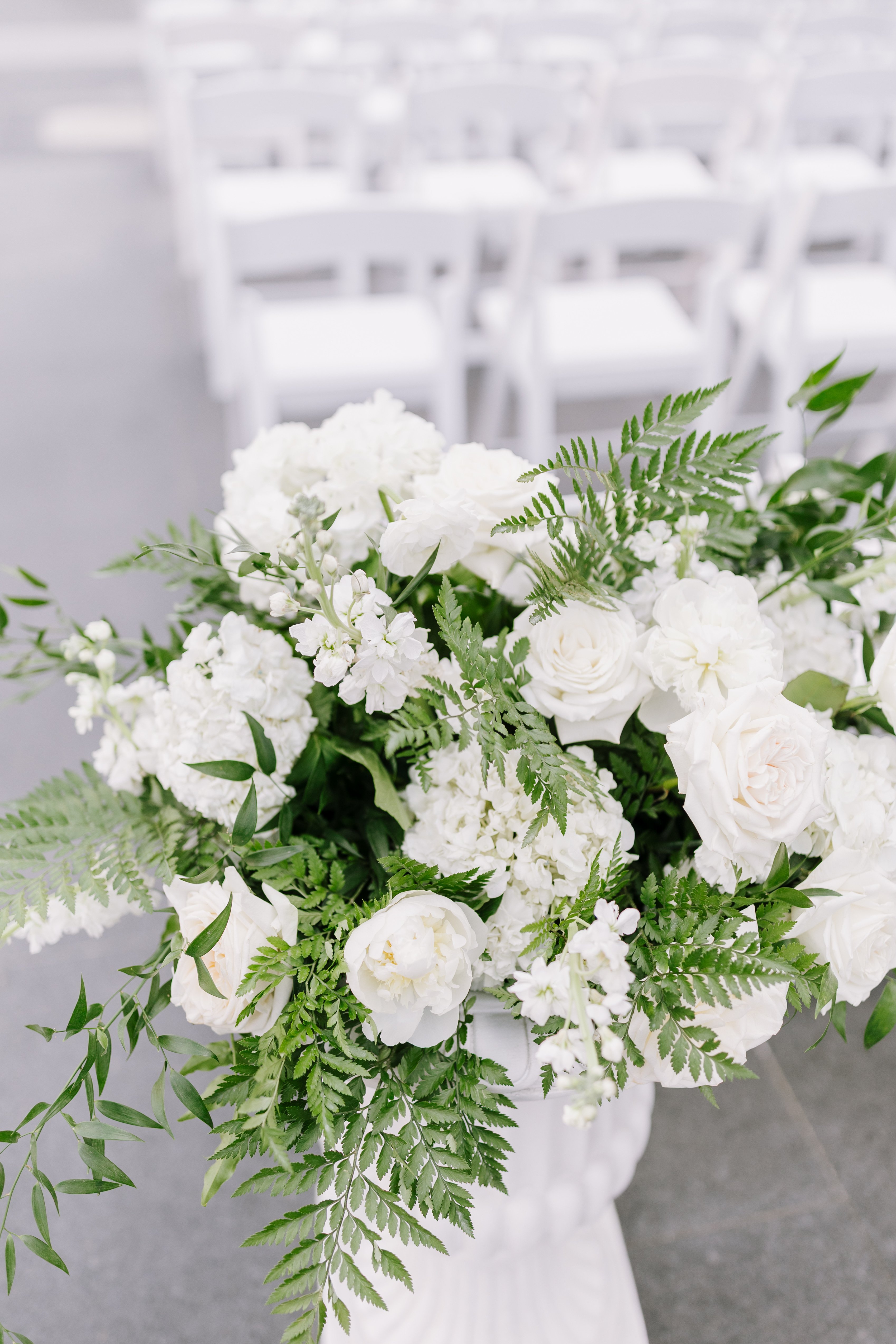 wedding flowers for carmichael hotel