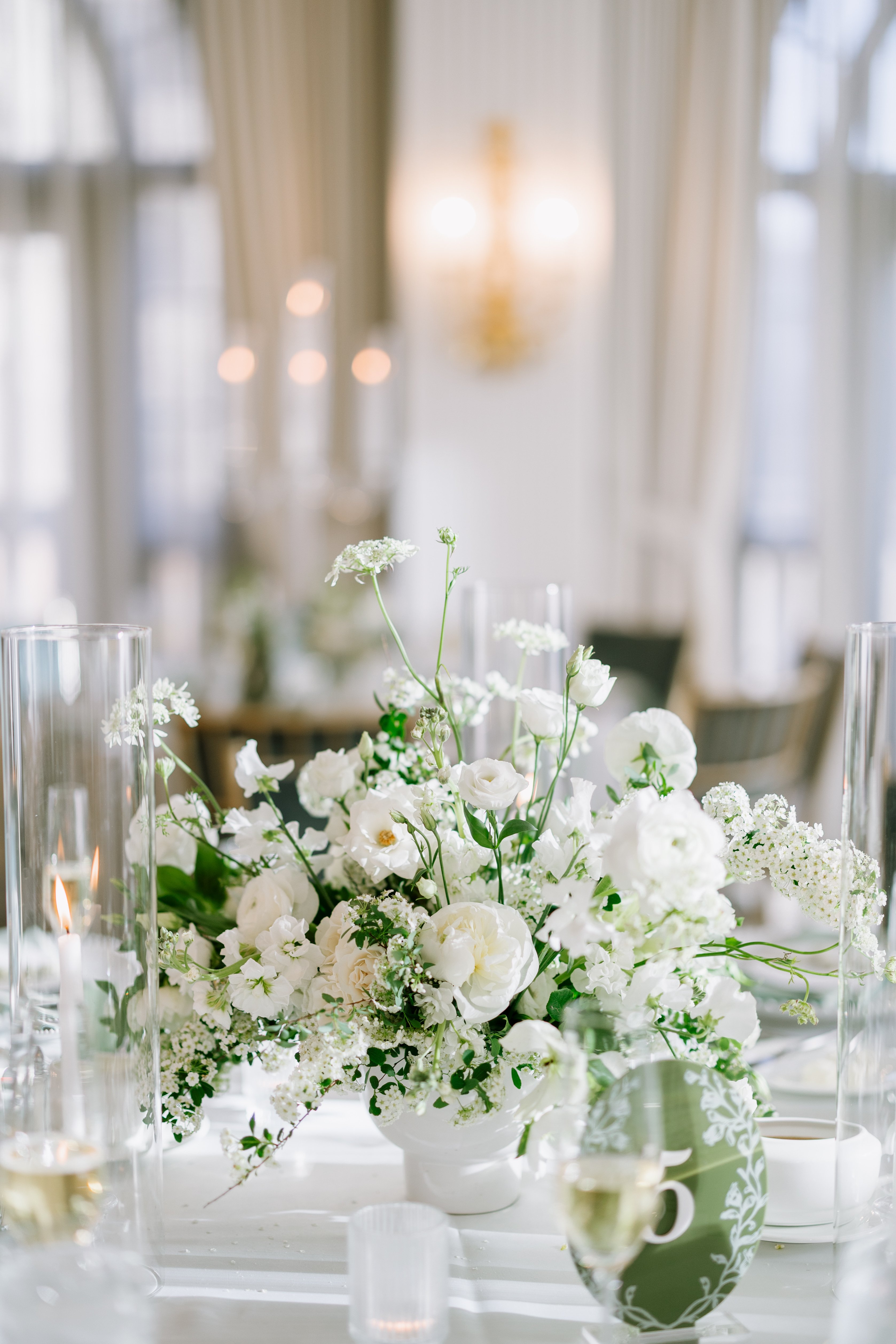 wedding florist set up at carmichael hotel