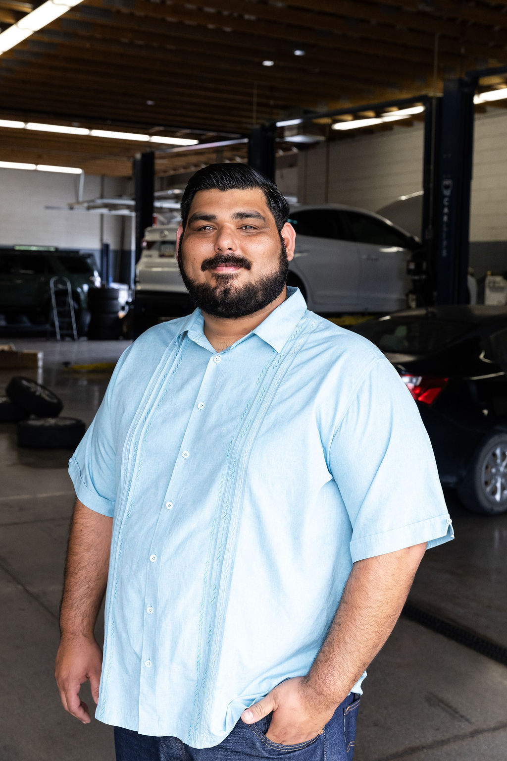 Headshot of Ozzy Contreras