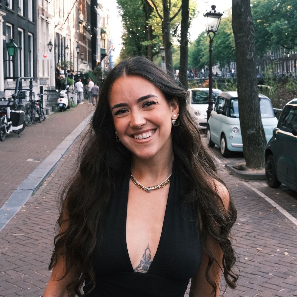 Maysa de Oliveira, lifestyle en comedy creator