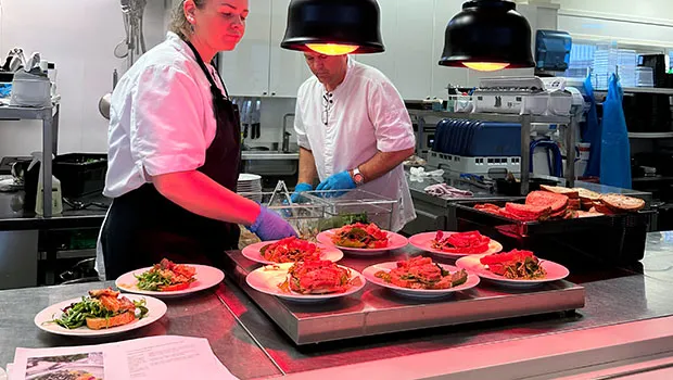 Framo sine fire kantiner i Bergen har testet ut en ny 5-ukers meny for å redusere matsvinn.