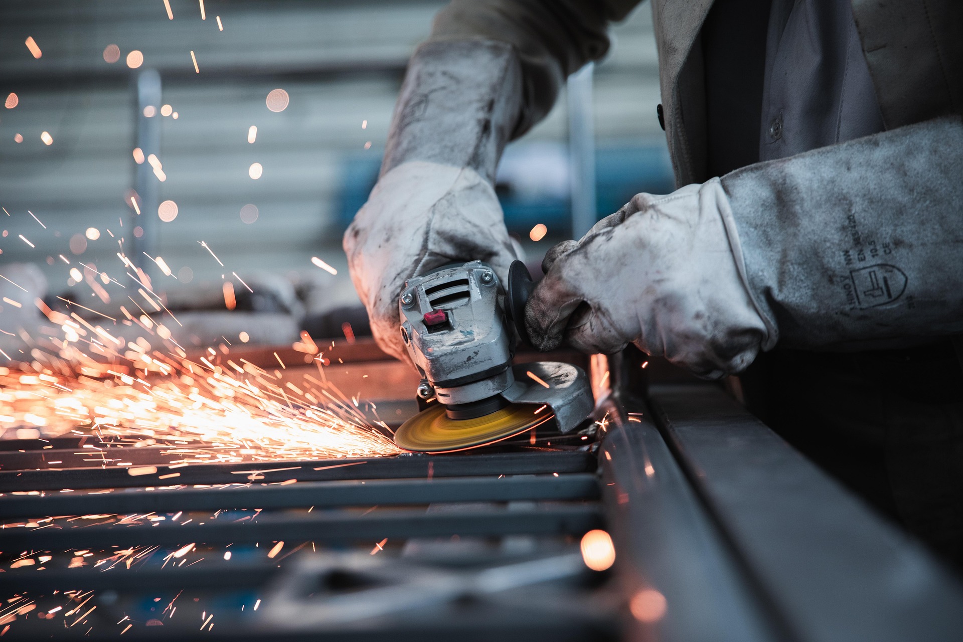 Industrie- und Produktionsstandort mit Photovoltaikanlage auf dem Dach
