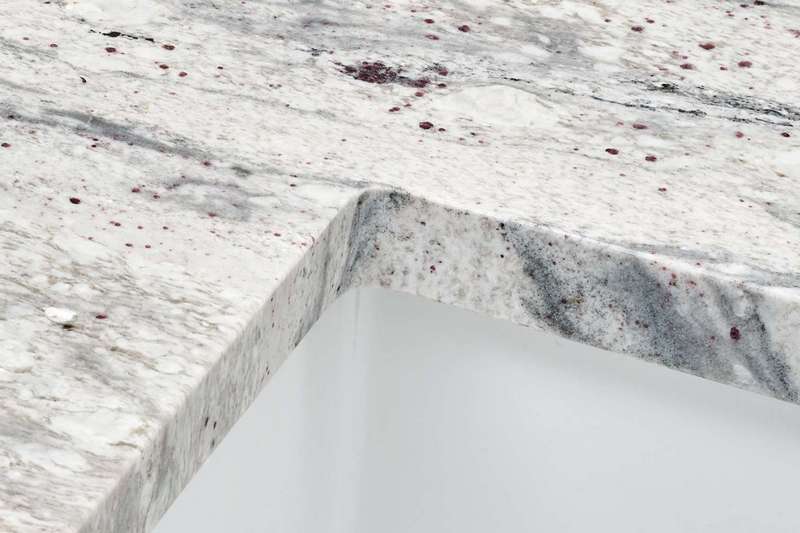 is quartz more expensive than granite