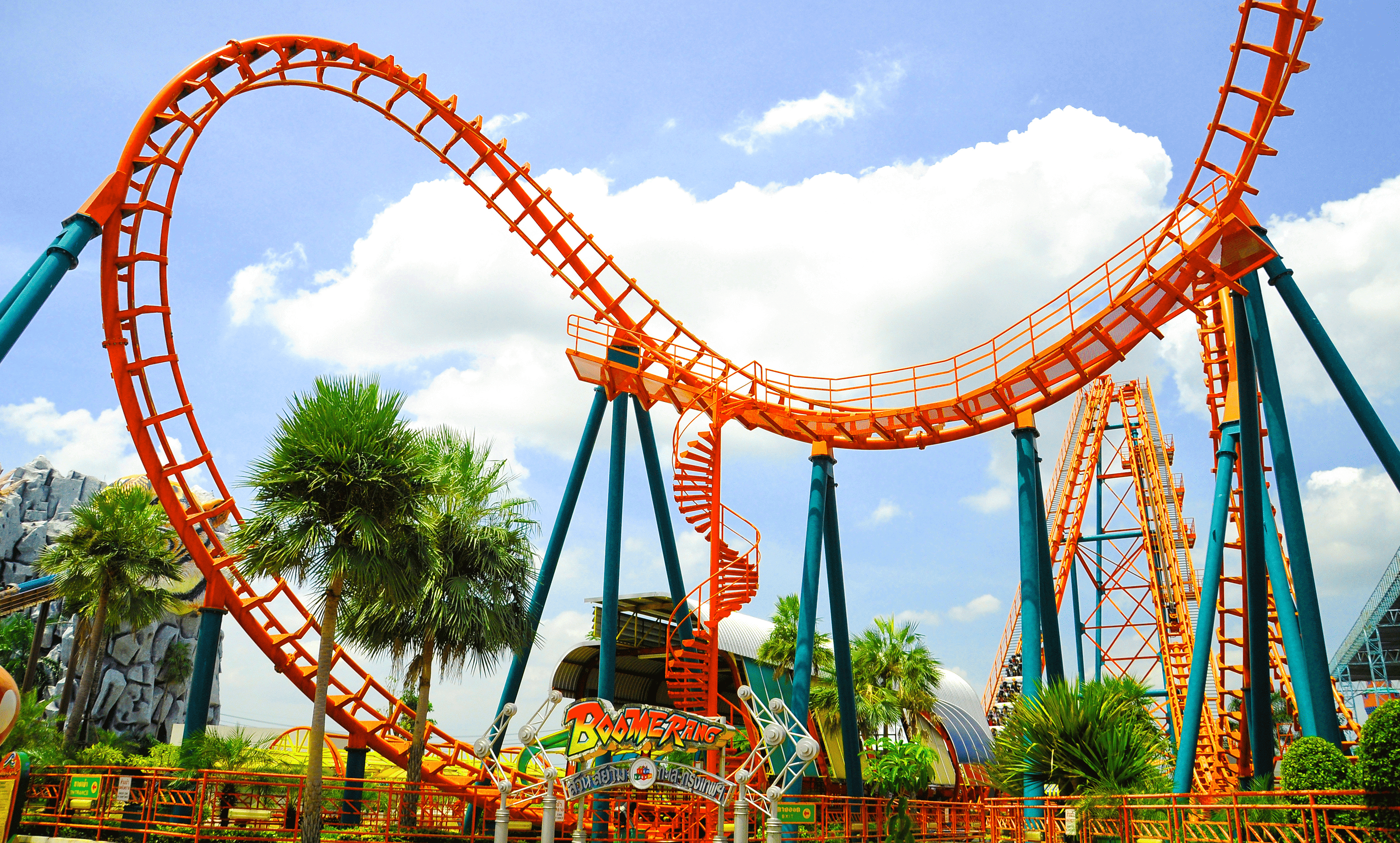 Six Flags hero image
