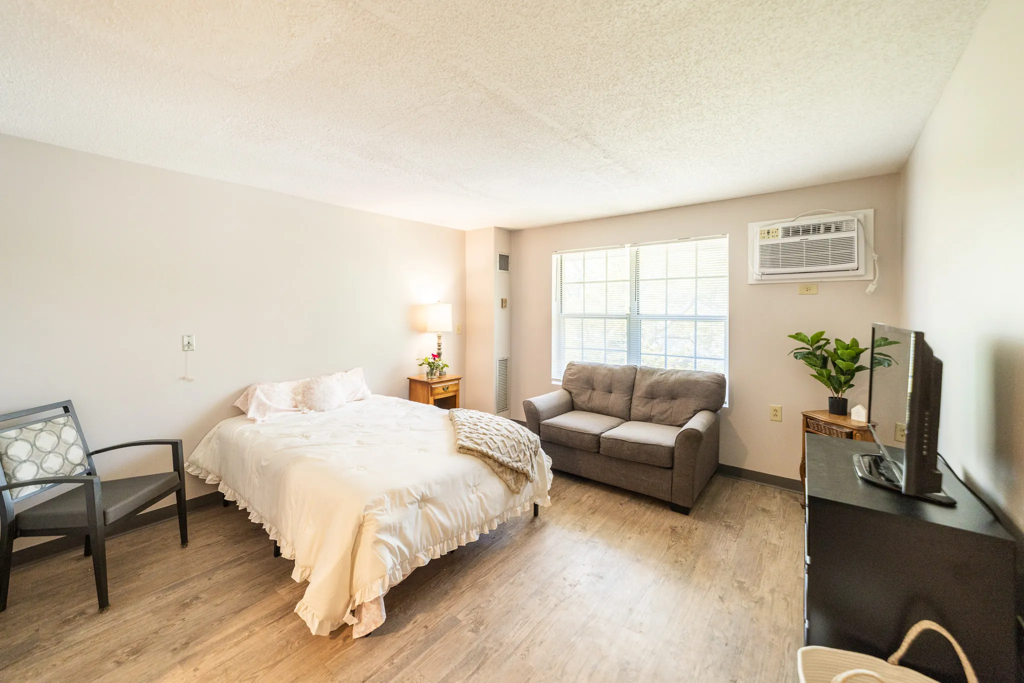Independent Senior Community North Canton OH