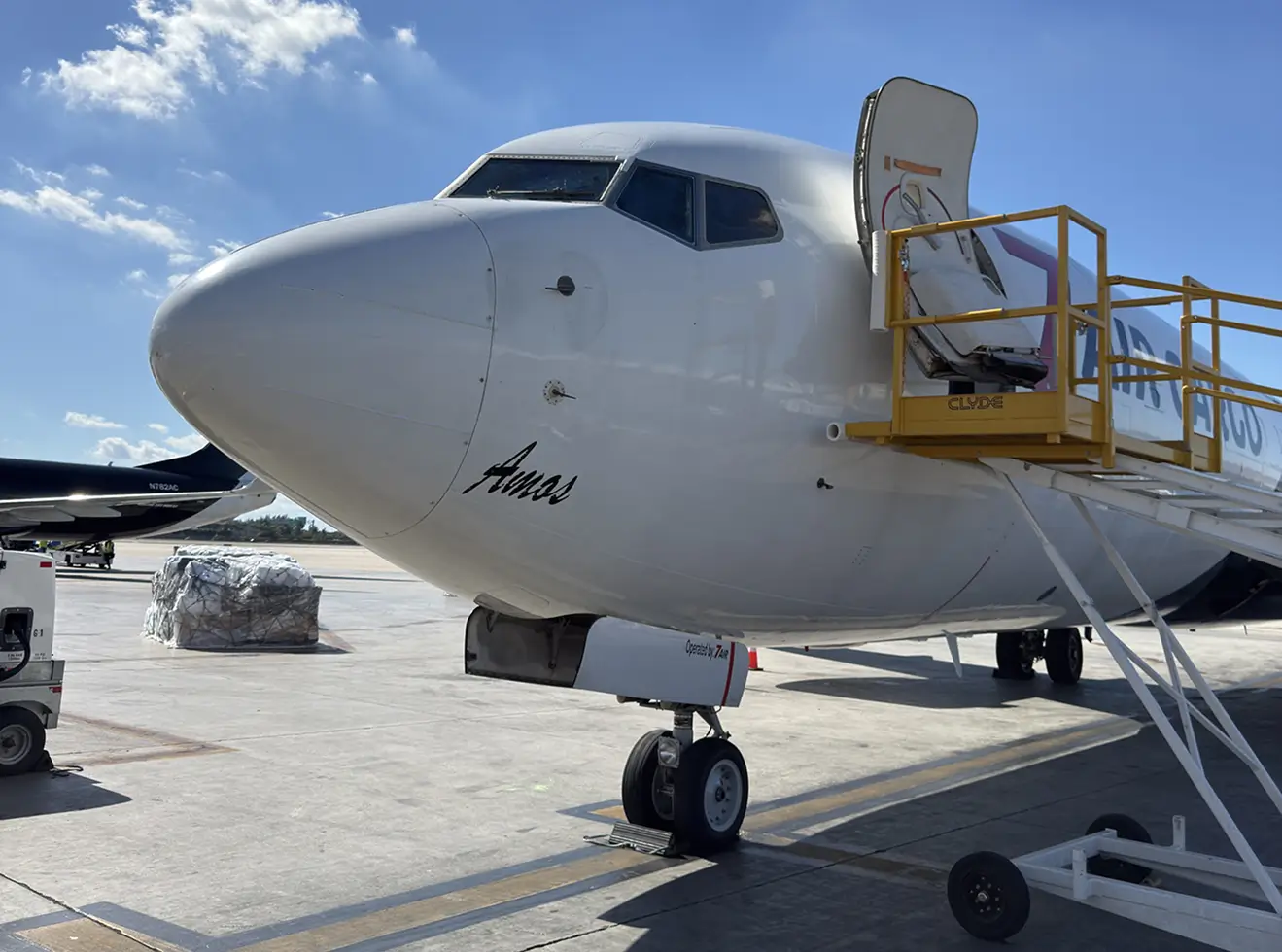 7air cargo aircraft for the Jamaica relief support
