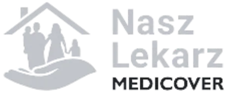 Logo Nasz Lekarz Medicover z rodziną pod dachem trzymaną przez dłoń.