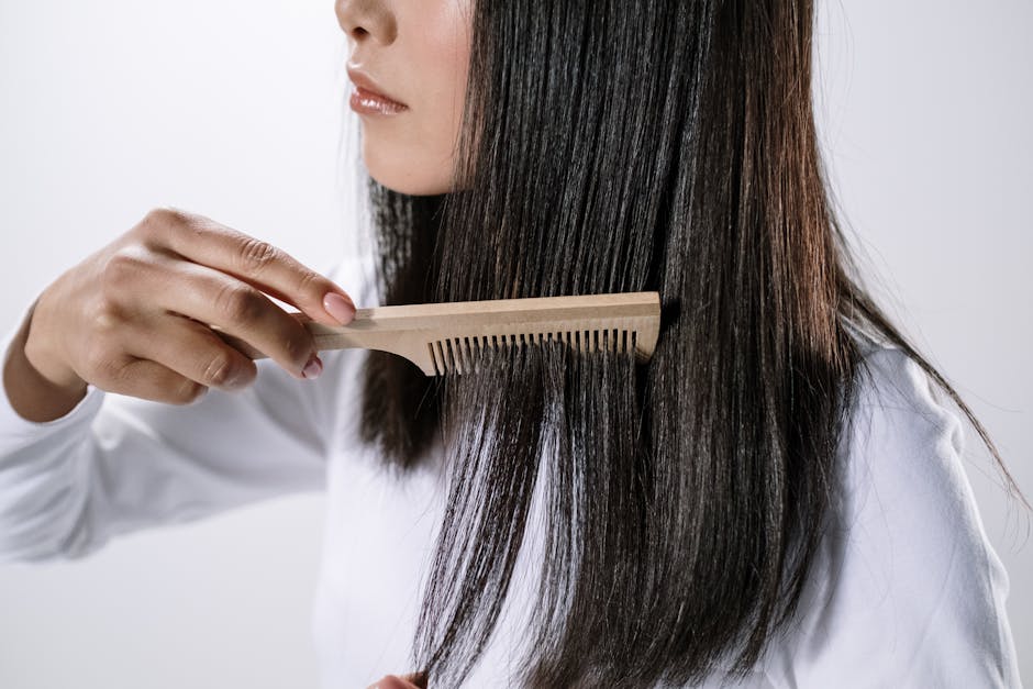 Découvrez comment une carence en fer peut provoquer une chute de cheveux anormale. Symptômes clés, aliments riches en fer à privilégier et solutions naturelles pour stopper la perte de cheveux.