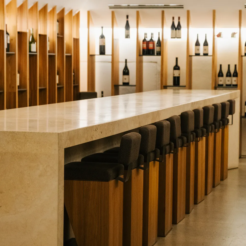 Monna Isa Genève : cave à vins