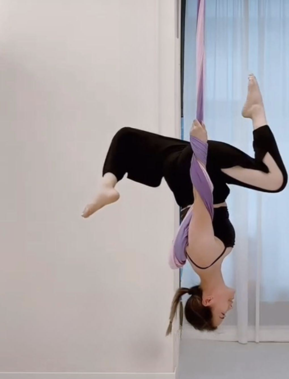 Enjoyce呈獻：Aerial Yoga 1