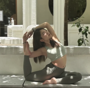 Enjoyce呈獻:Aerial Yoga 1
