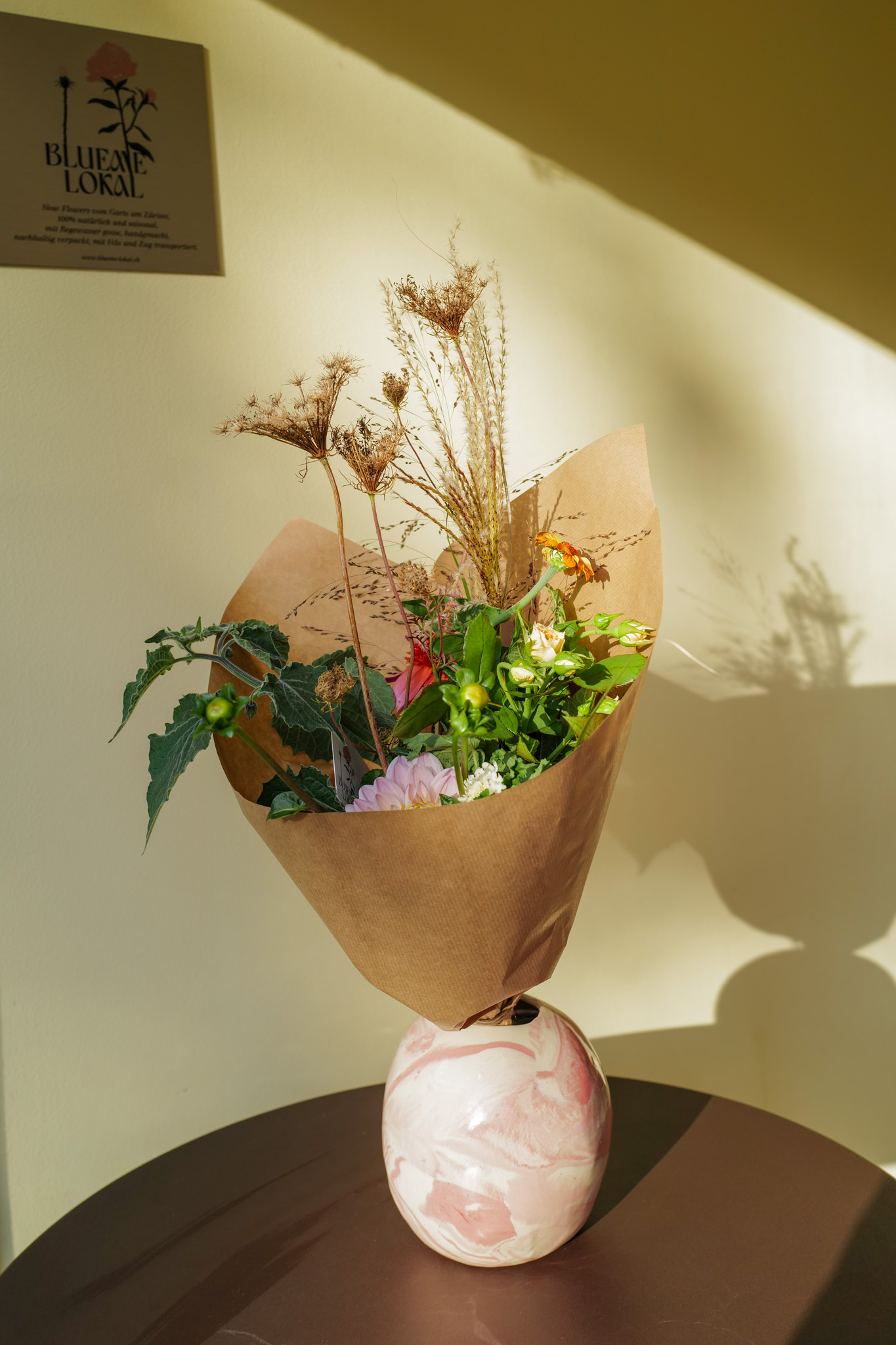 Blumen mit Keramik