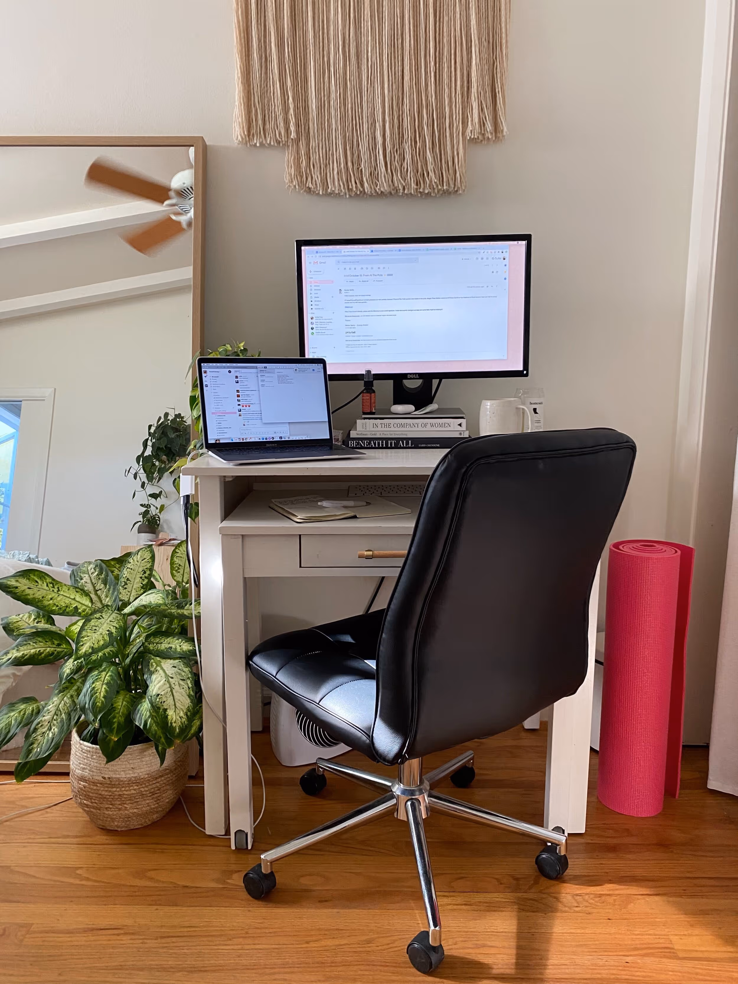 Working Desk