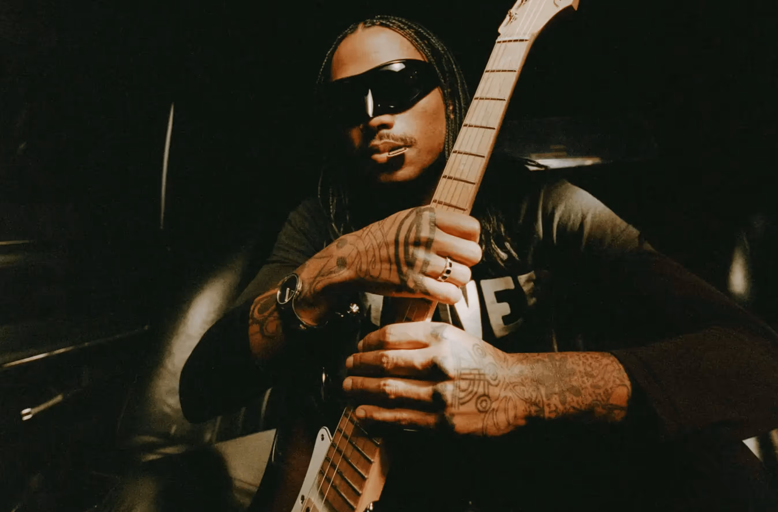Steve Lacy’s New Signature Fender Stratocaster