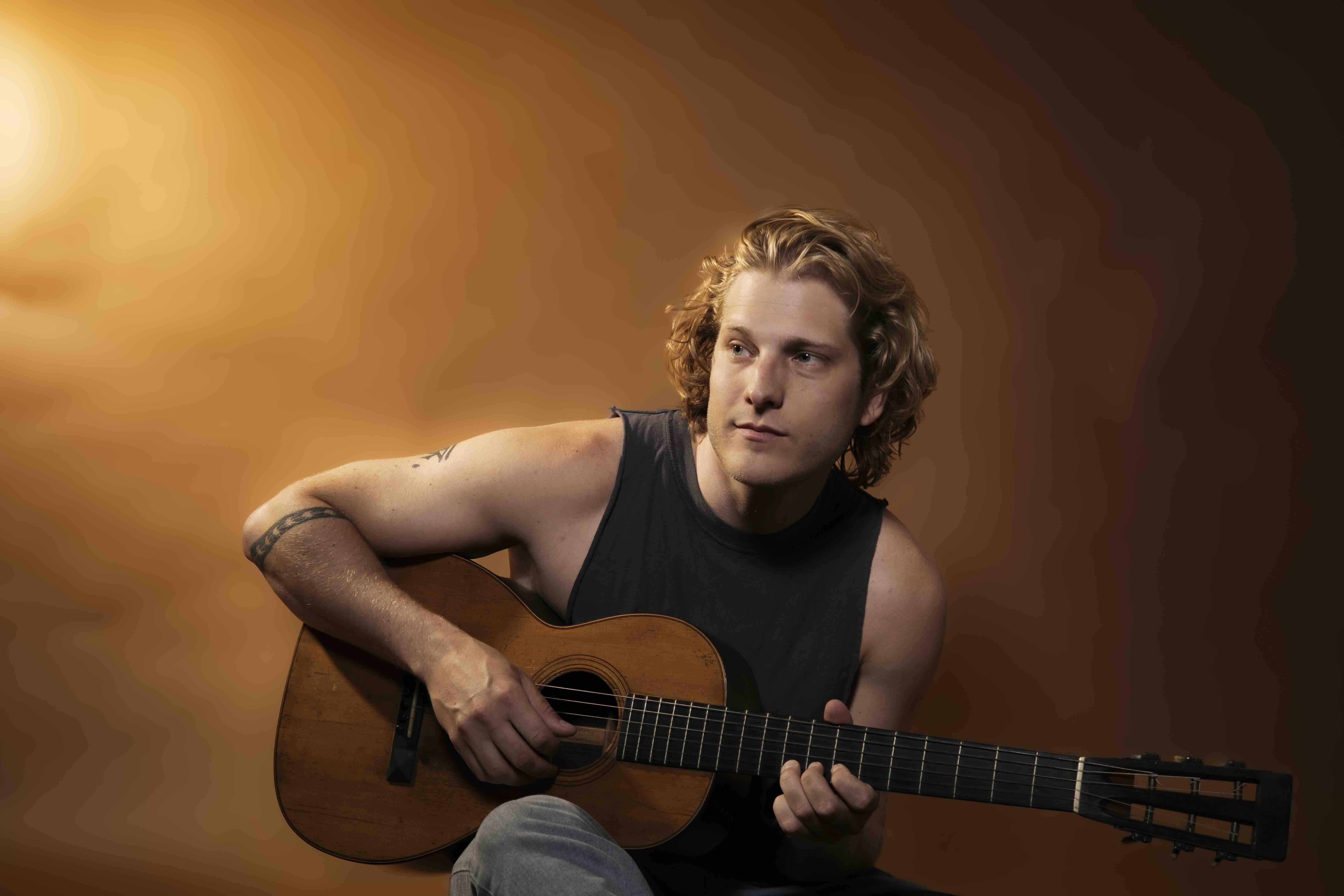 Sam Varga, photo credit: Catherine Powell