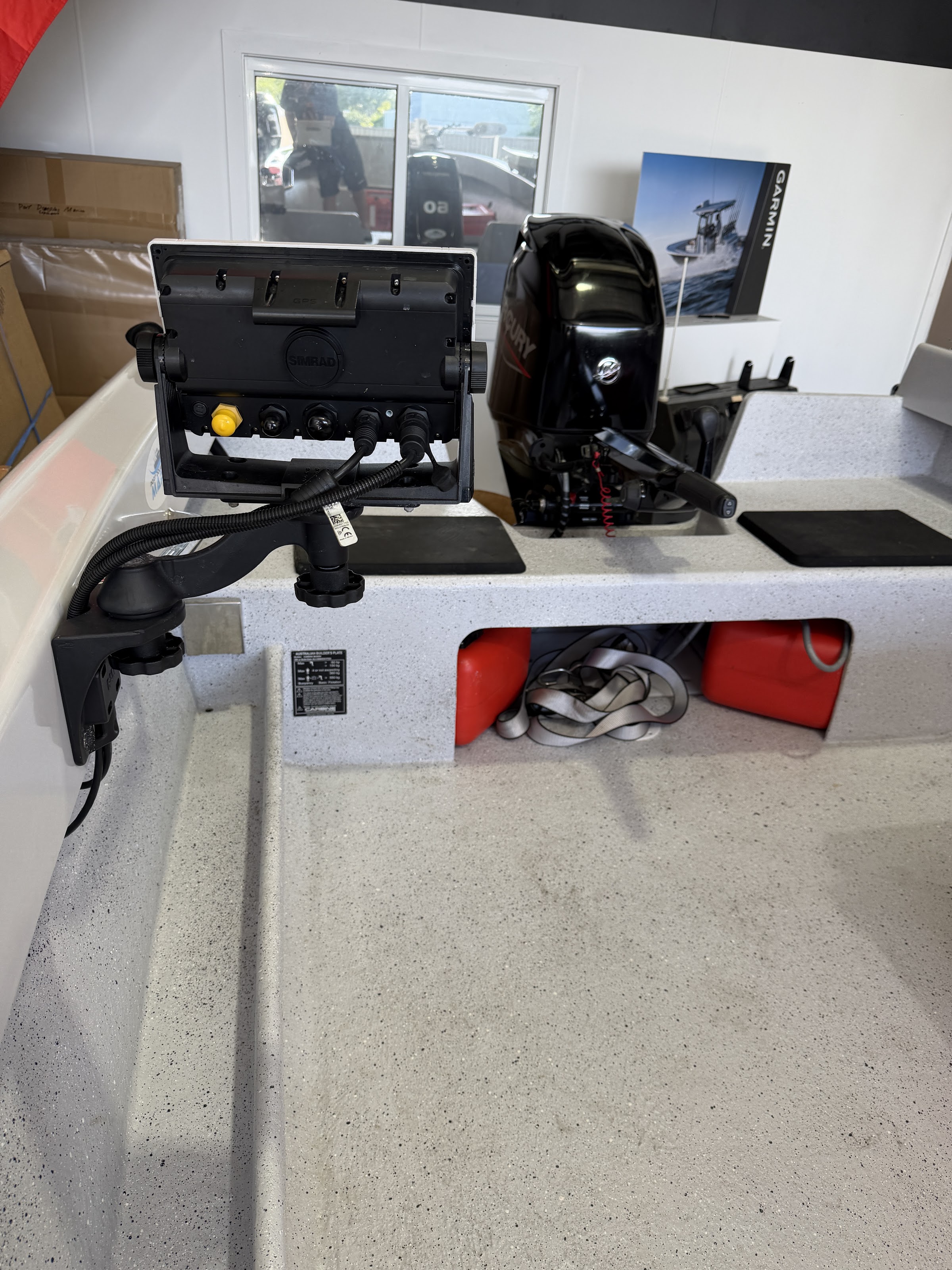 Carbine Cape Yorker 465 Tiller