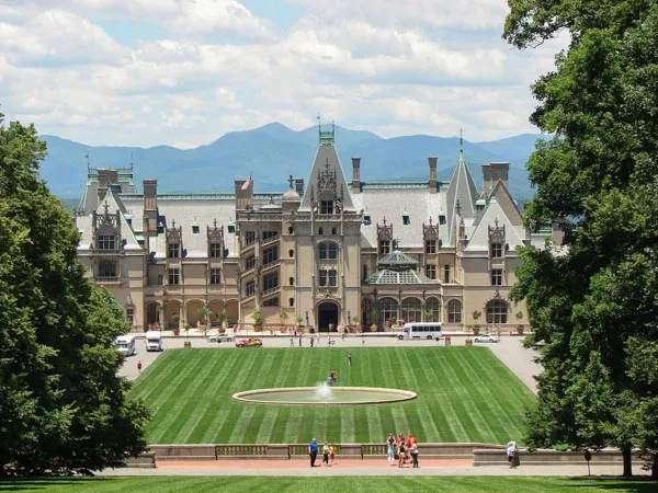 Biltmore Estate Grande Experiences immersive experiences