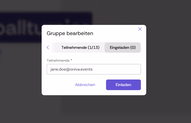 Dialog zum Einladen von Teilnehmenden zu einer Gruppe. Eine E-Mail-Adresse wird eingegeben, um eine Einladung zur Gruppe zu senden.