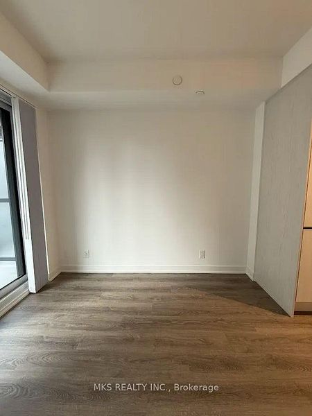 180 Front St E 818, Toronto