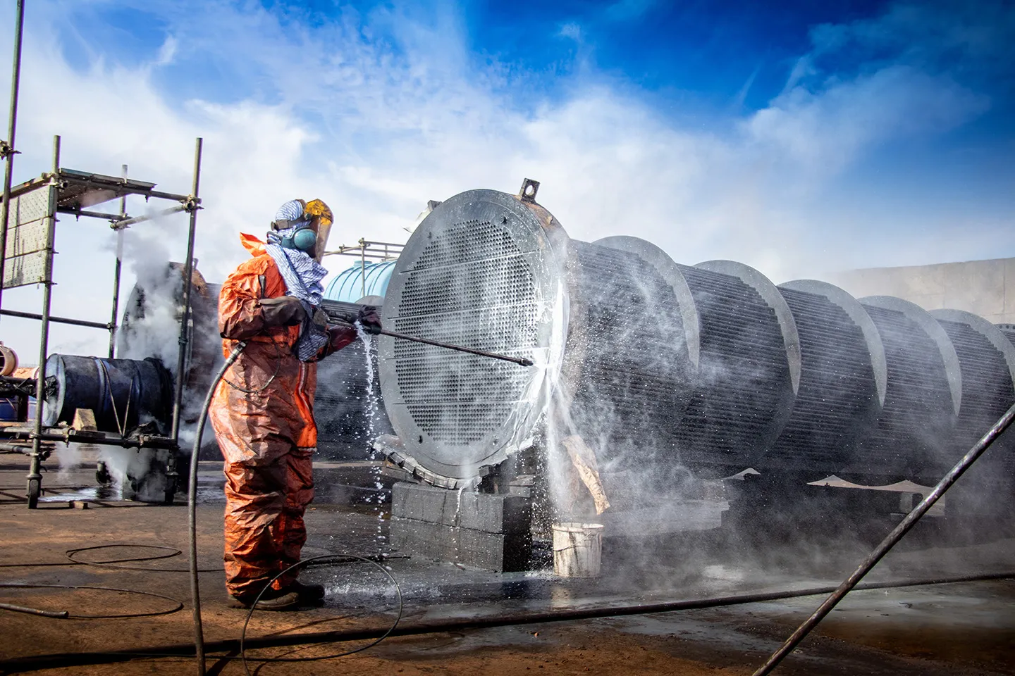 Industrial pressure washing