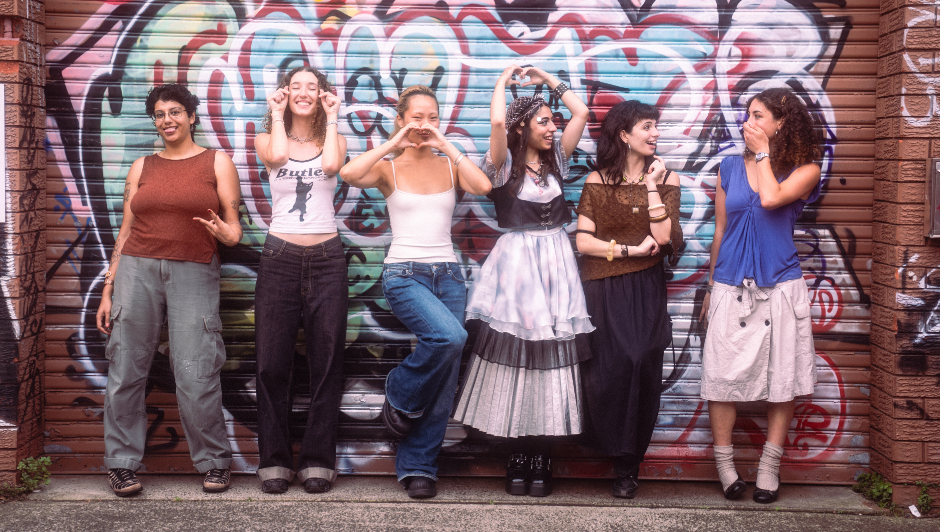 FBi Radio Dance Class of '26: In Conversation with Tangela
& Her FLINTA DJ Cohort