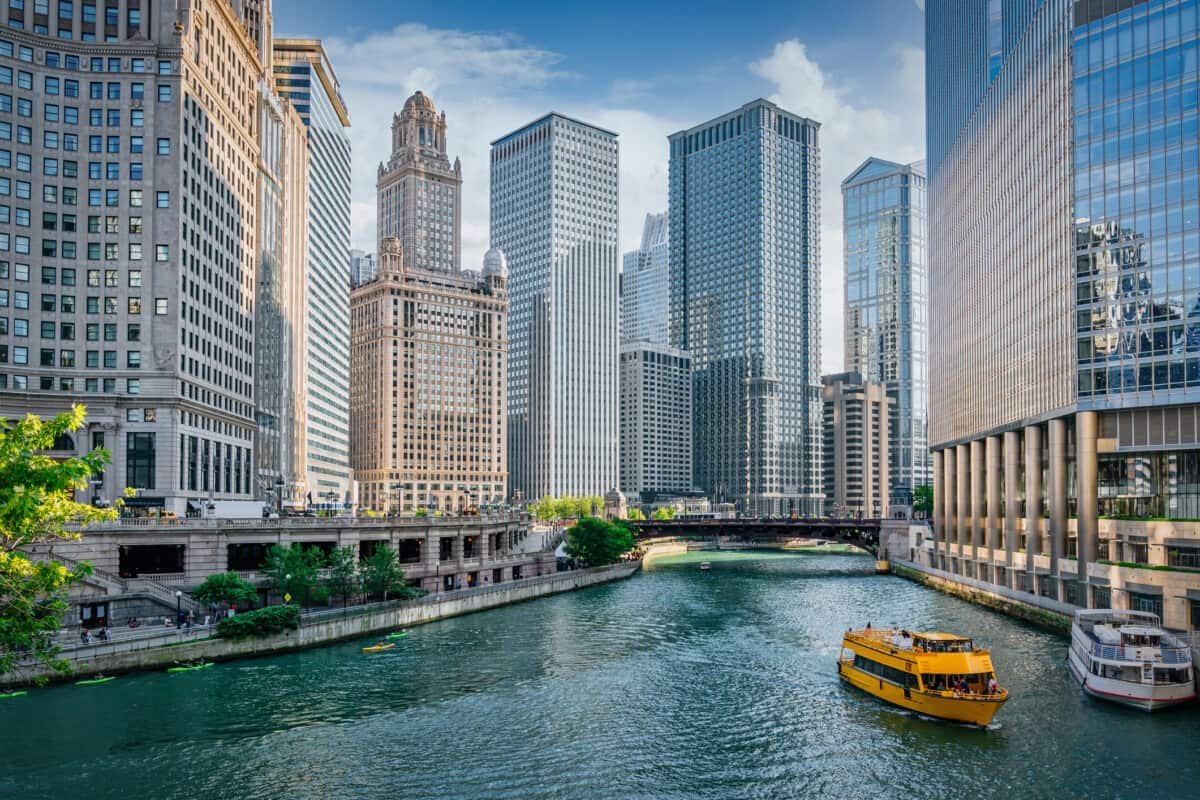 Chicago River and downtown skyline