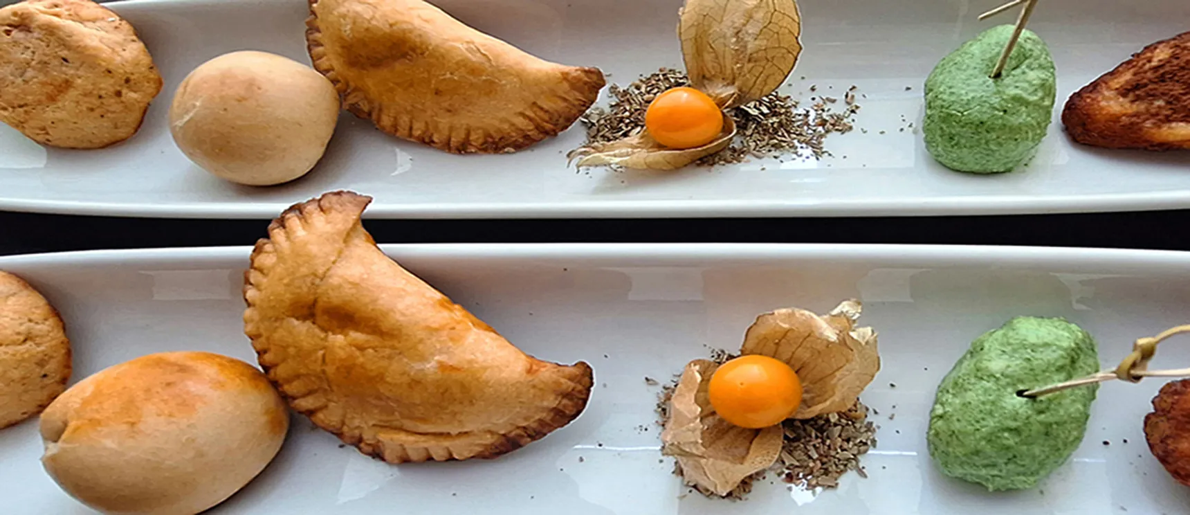 Verschiedene Fingerfood-Tapas für ein Event, in dem wir die Speisen gekocht haben
