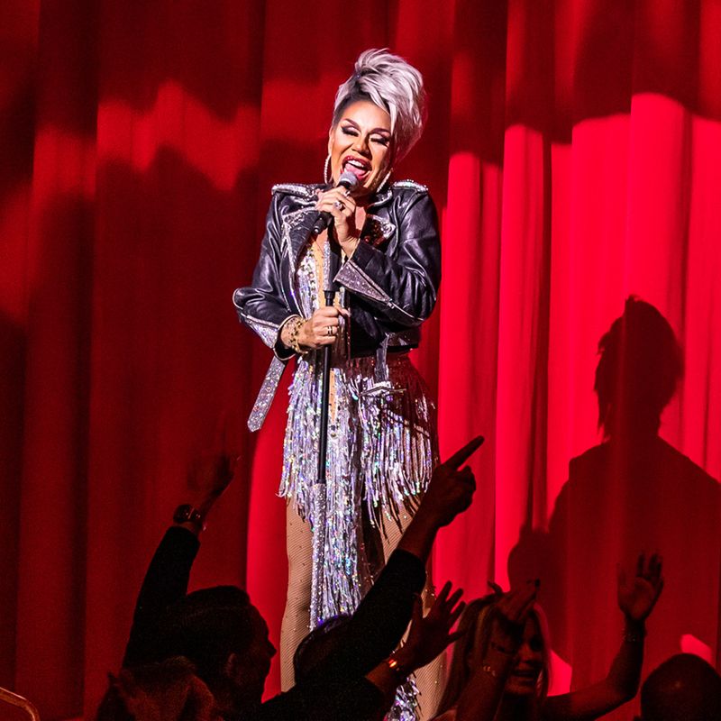 Pascal Geene Travestie-Revue „Stars & Glamour