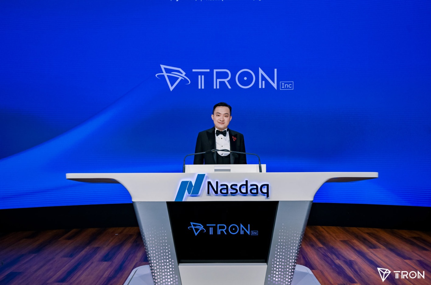 孫宇晨現身TRON. Inc.更名敲鐘儀式,TRX儲備策略開啟加密資產新紀元| 動區動趨-最具影響力的區塊鏈新聞媒體