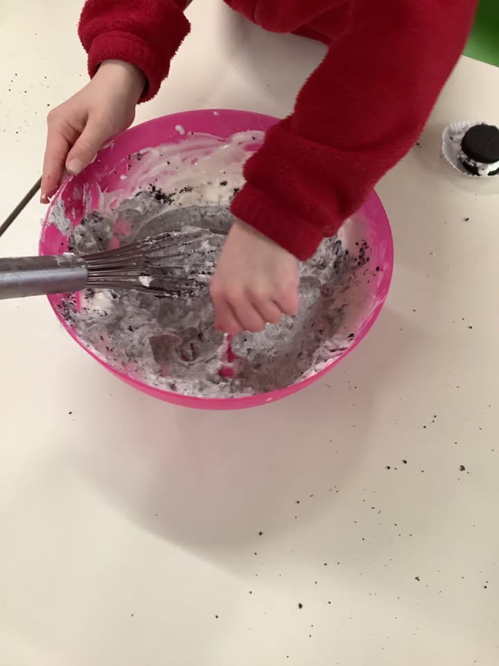 `440552545807076_122193259754529417