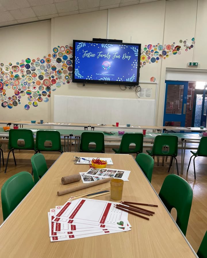 `440552545807076_122193859748529417