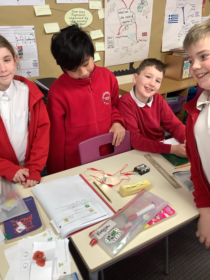 `440552545807076_122200694138529417