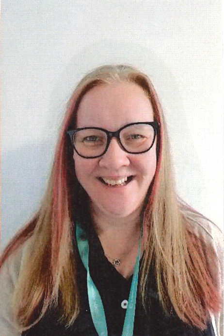 Mrs Tracy Solomon