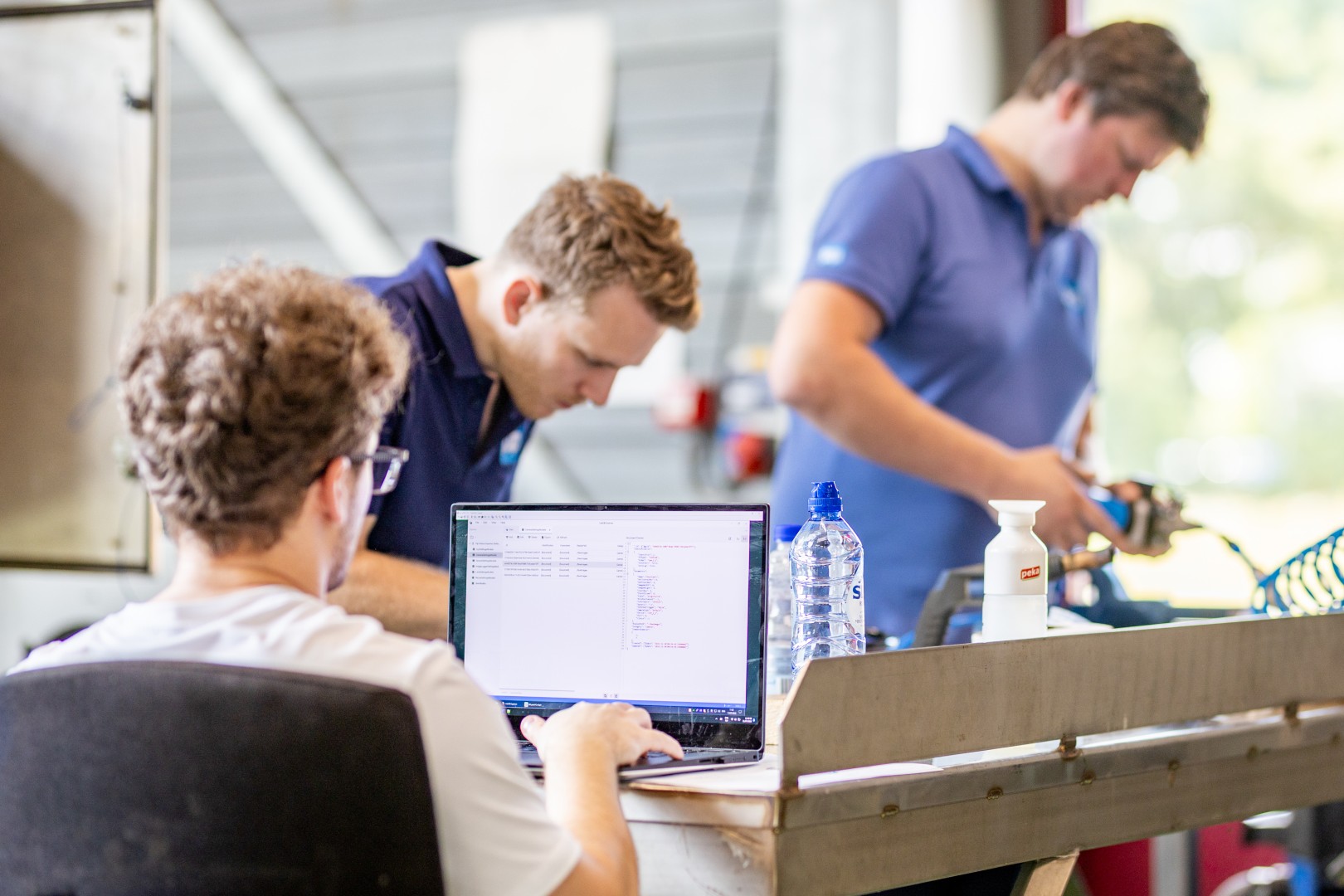 Engineers aan het werk op de afdeling, PIP Innovations
