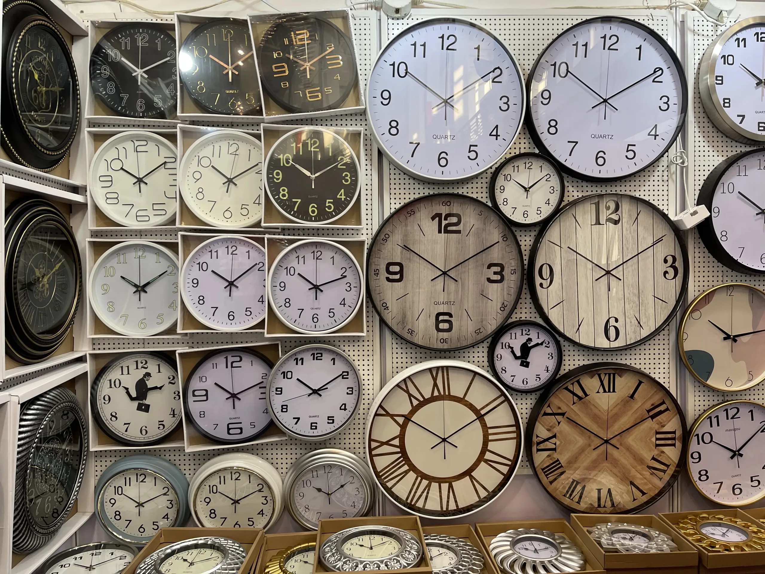 Wholesale wall and mantel clocks