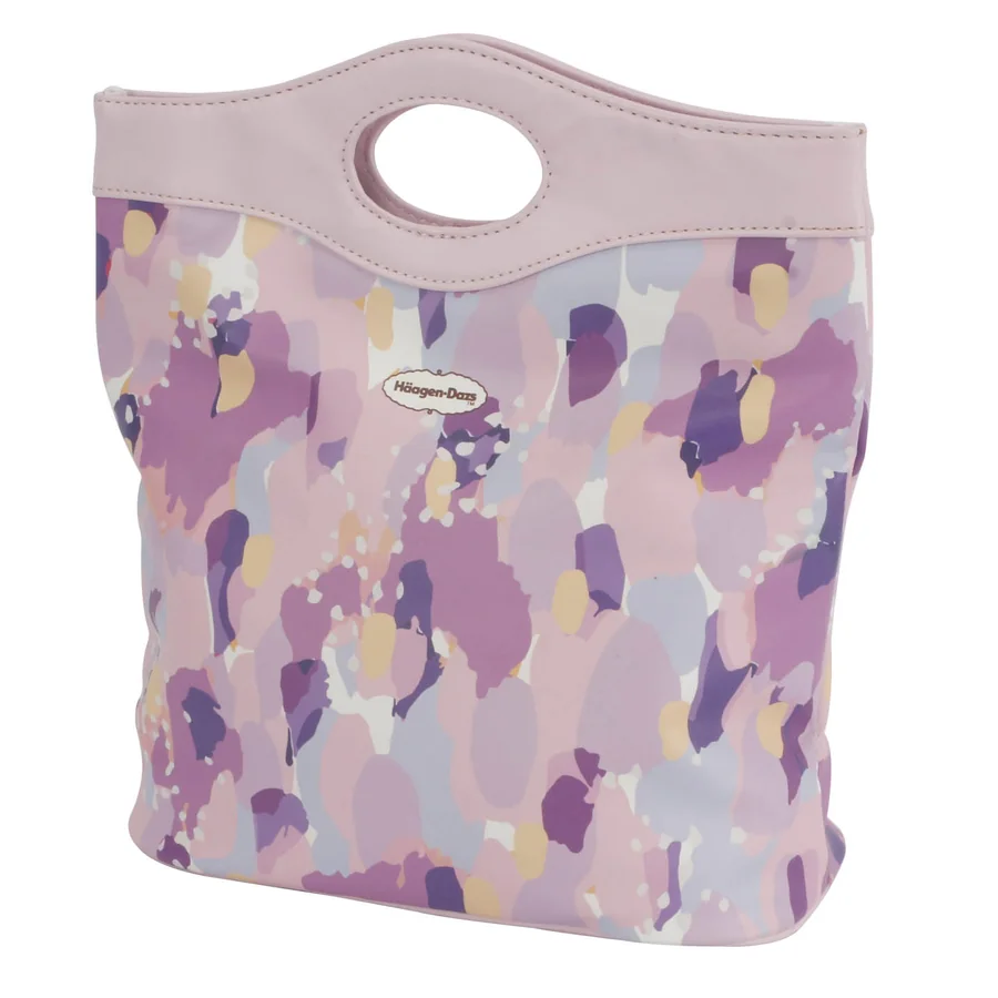 Pink patterned fabric lunch bag.