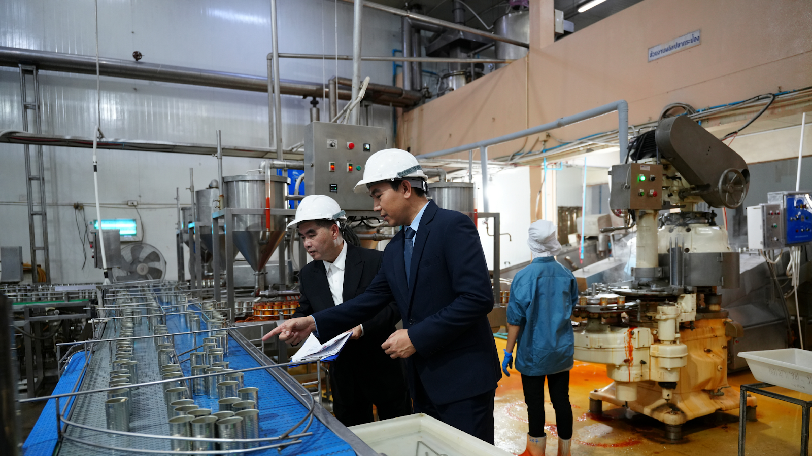 manufacturing data lake - Applify