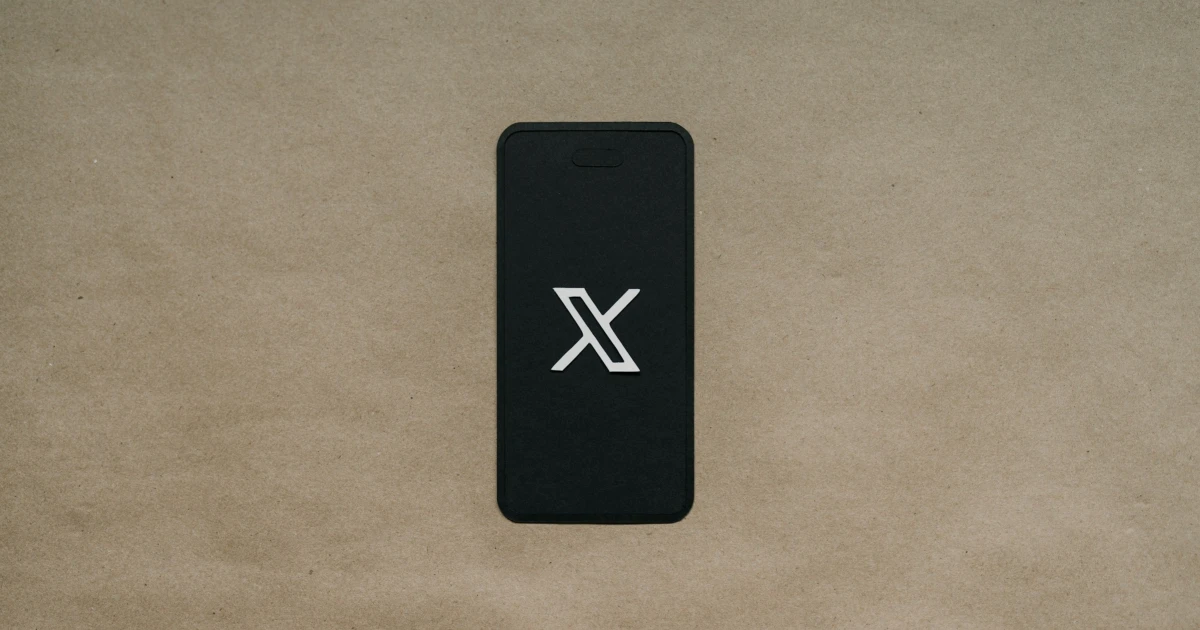 X Experiments With Community Notes to Identify Popular Posts