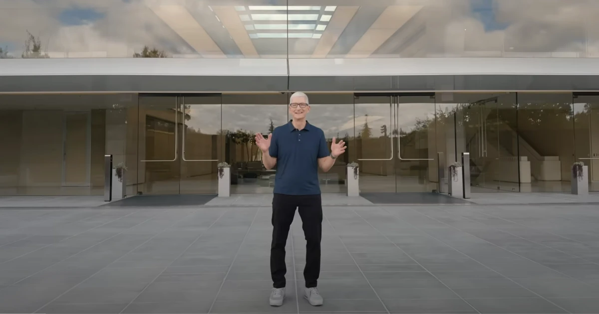Tim Cook CEO of Apple