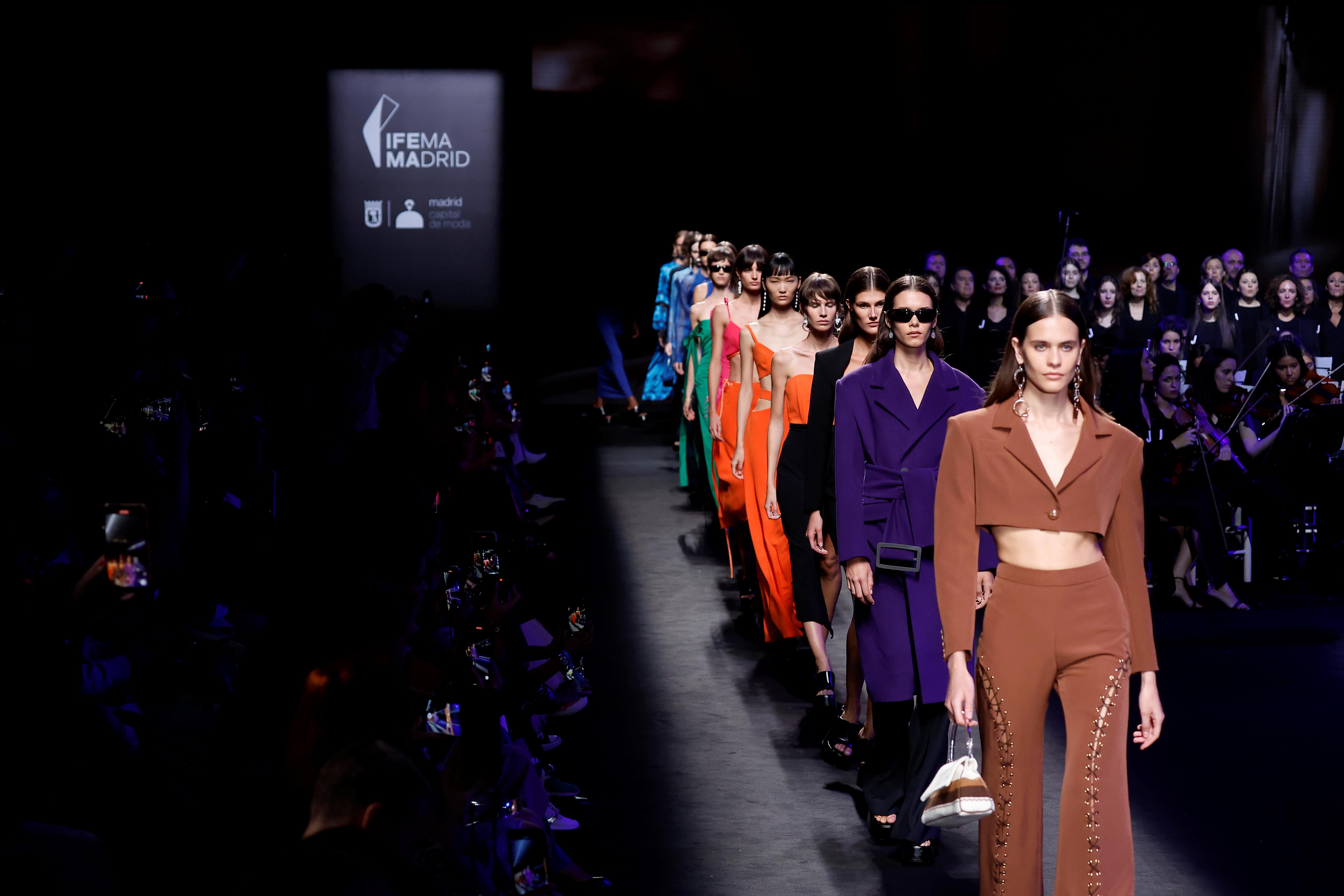 MERCEDES-BENZ FASHION WEEK MADRID SS 2023 – fotografía del evento 9 · ESMA Events